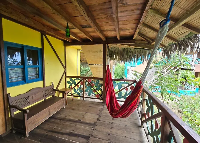 Azuluna Ecolodge