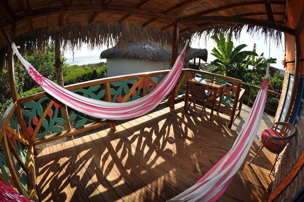 Hotel Azuluna