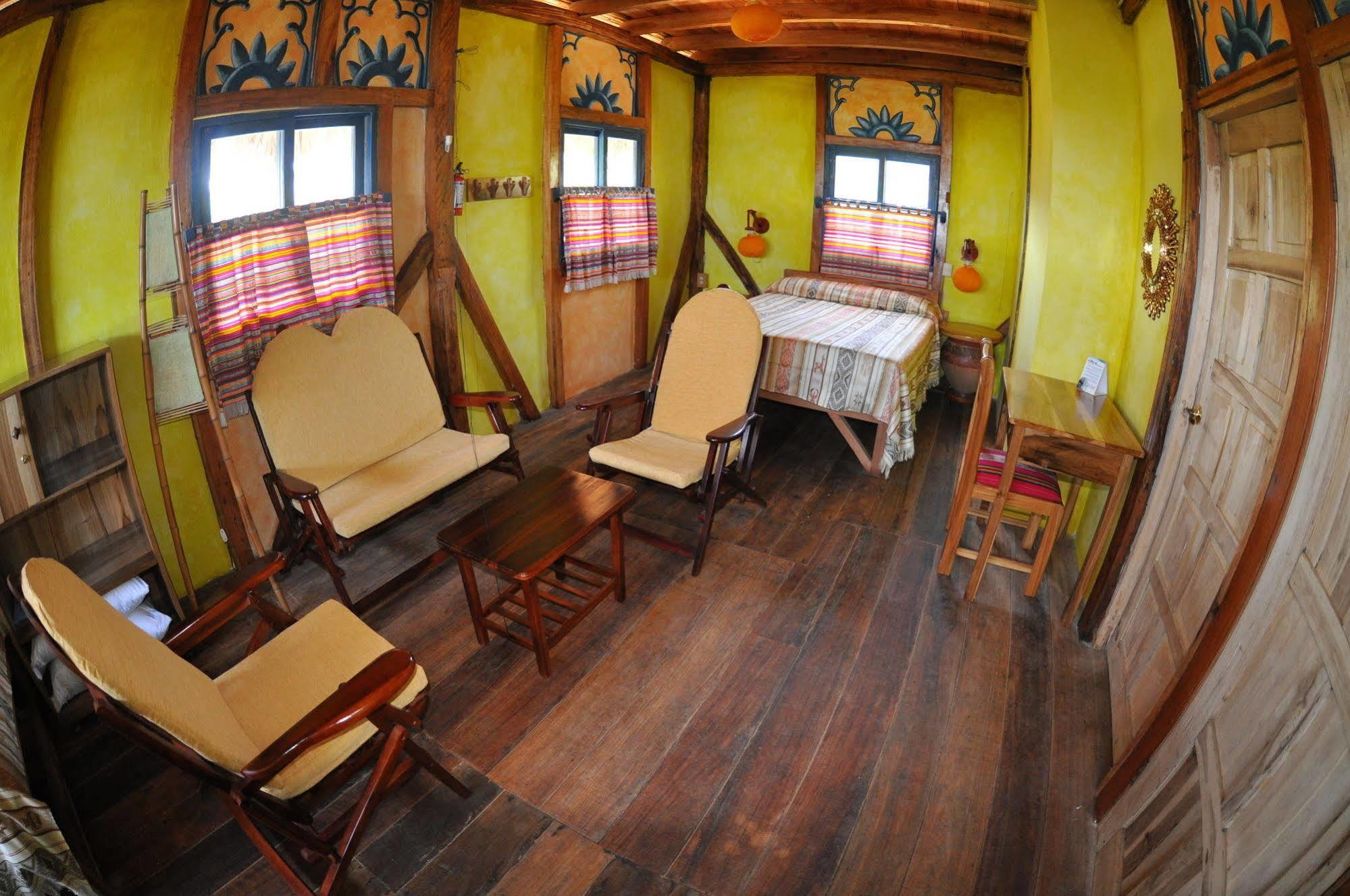 Azuluna Hotel 4*